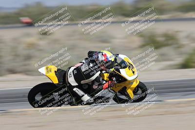 media/Jan-15-2026-Racers Edge (Thu) [[dfebeb70ab]]/2-A Group/Session 3 (Turn 15 Inside Pans)/